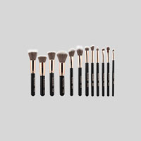 Make up brushes and tools